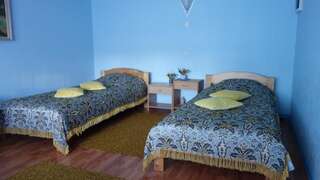 Отели типа «постель и завтрак» Adu-Jaani Kodumajutus Mätja Двухместный номер с 2 отдельными кроватями и общей ванной комнатой-8